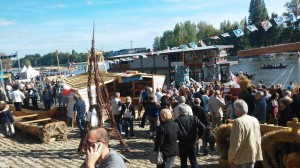 Tłumy gości na Polskim stoisku na festiwalu Loary w Orleanie